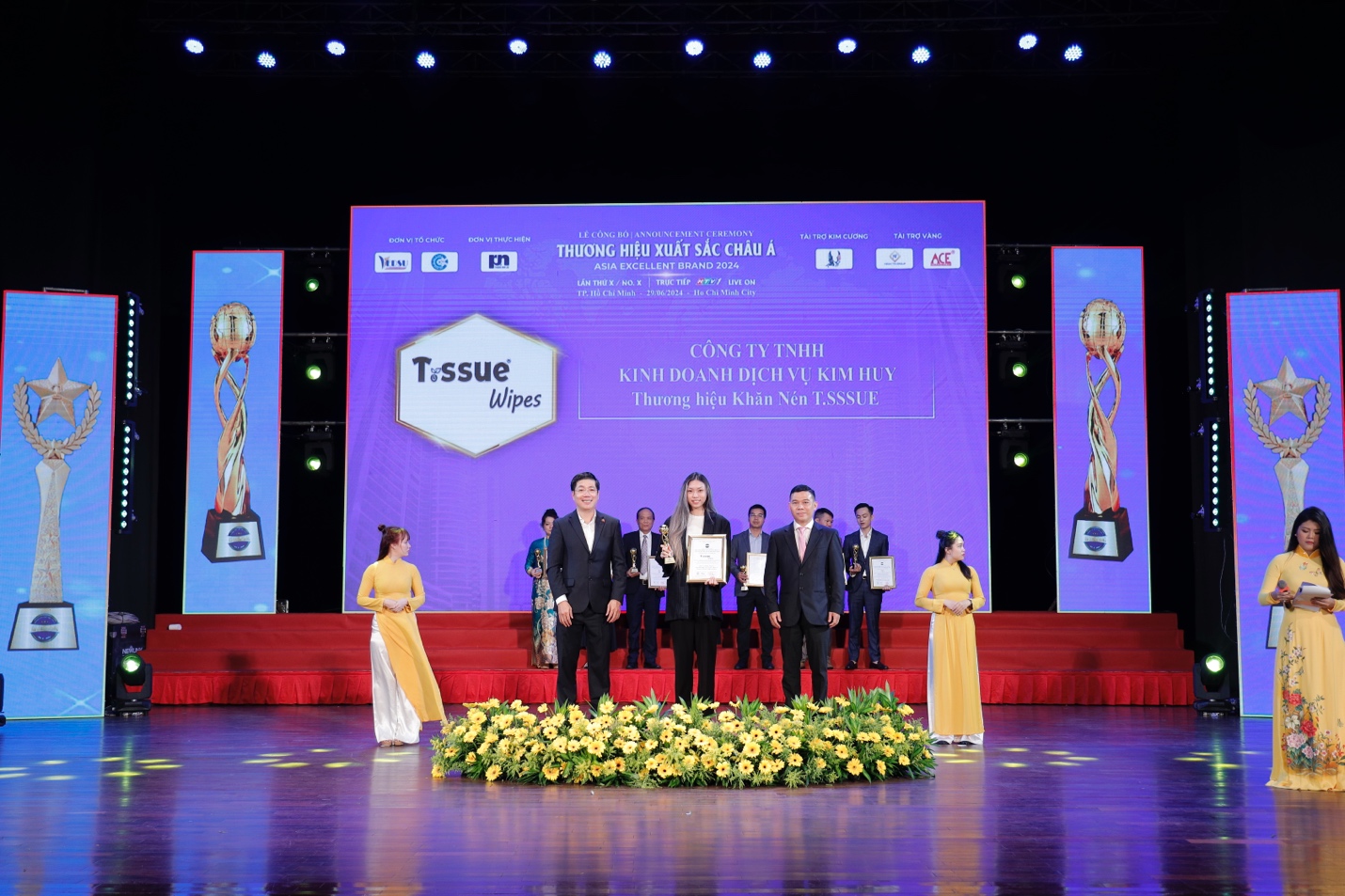 Khăn nén T.ssue được vinh danh Top 10 – Thương hiệu xuất sắc châu Á 2024